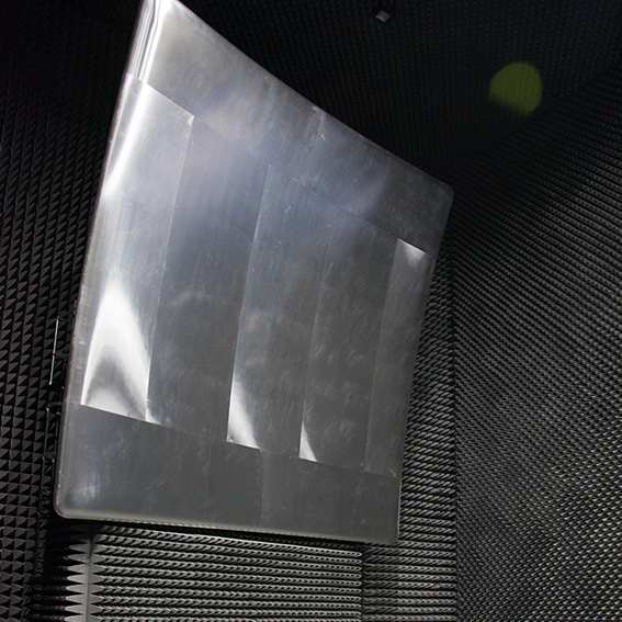 Rolled-Edge-Reflector